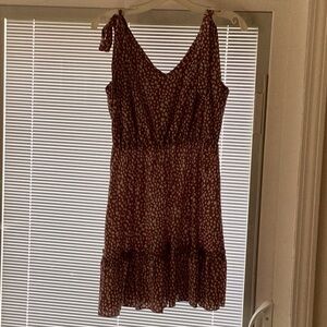 Adorable tie straps dress